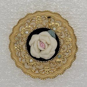 Vintage Gold Tone Brooch Pin with Cream White Rose PIN_GD0005